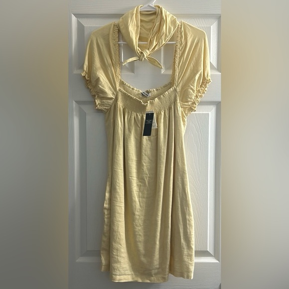 NWT Abercrombie & Fitch Emerson Puff Sleeve Babydoll Dress in YELLOW - Picture 1 of 8